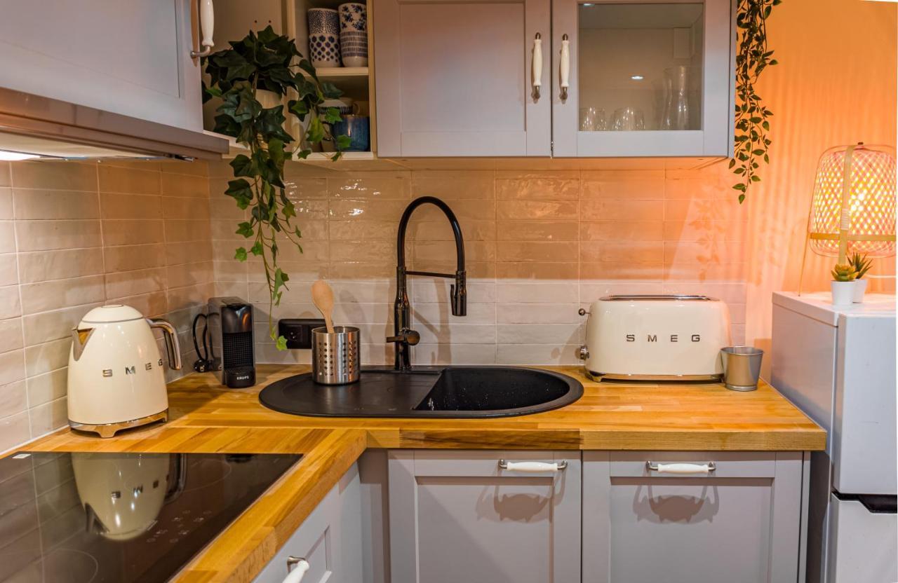 Nice Vieille Ville Appartement Neuf Et Cosy, Deux Chambres, 6 Couchages ภายนอก รูปภาพ